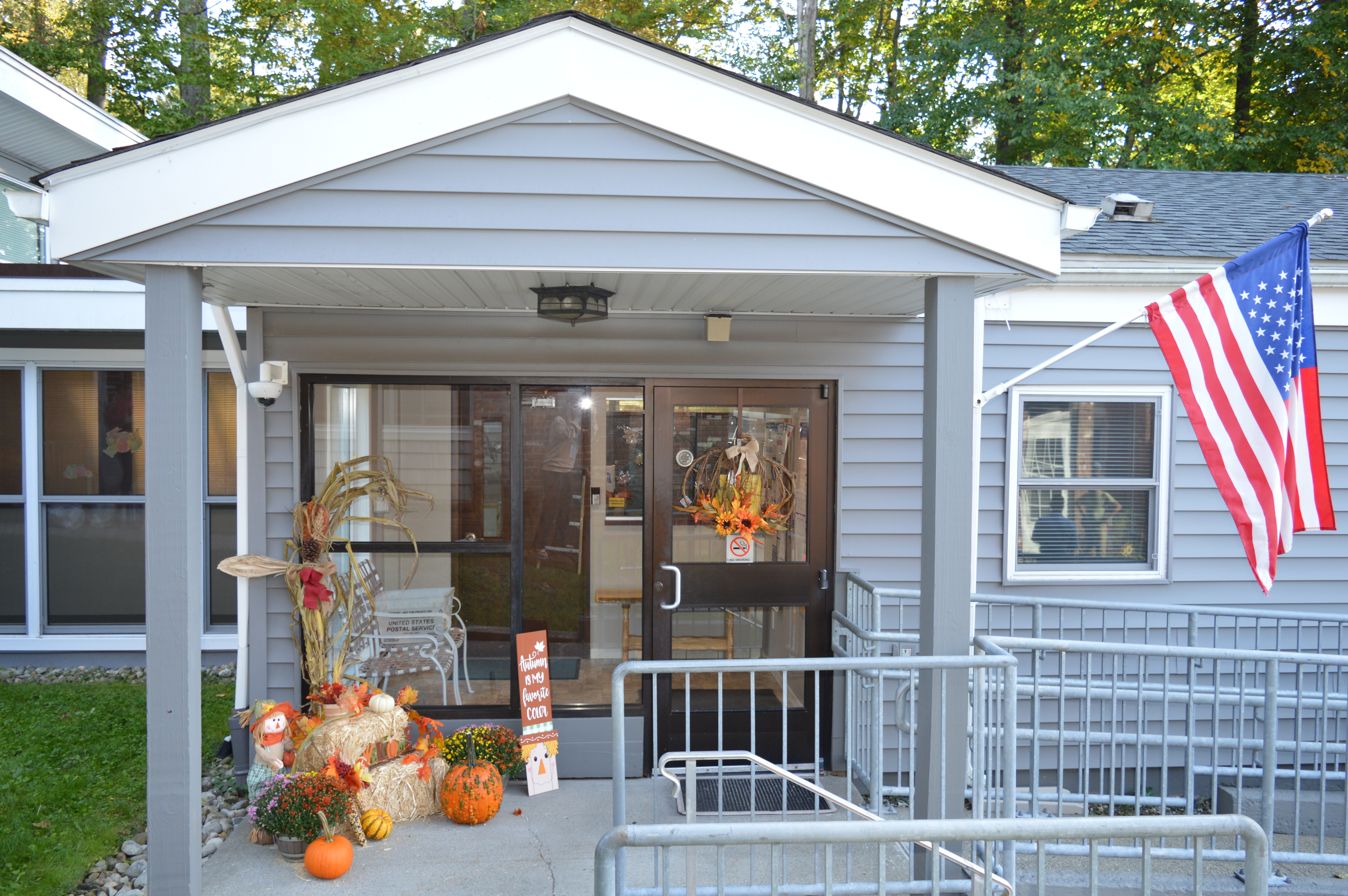Picture of the font office entry decorated for autumn